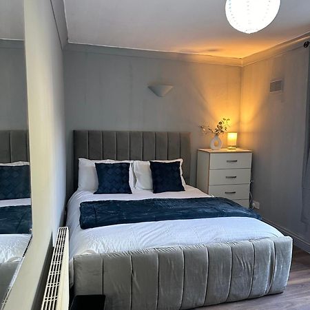 Luxury Room In A 4 Bedroom Flat! 4 Minutes Walk To Kingscross, St Pancras London Exterior photo