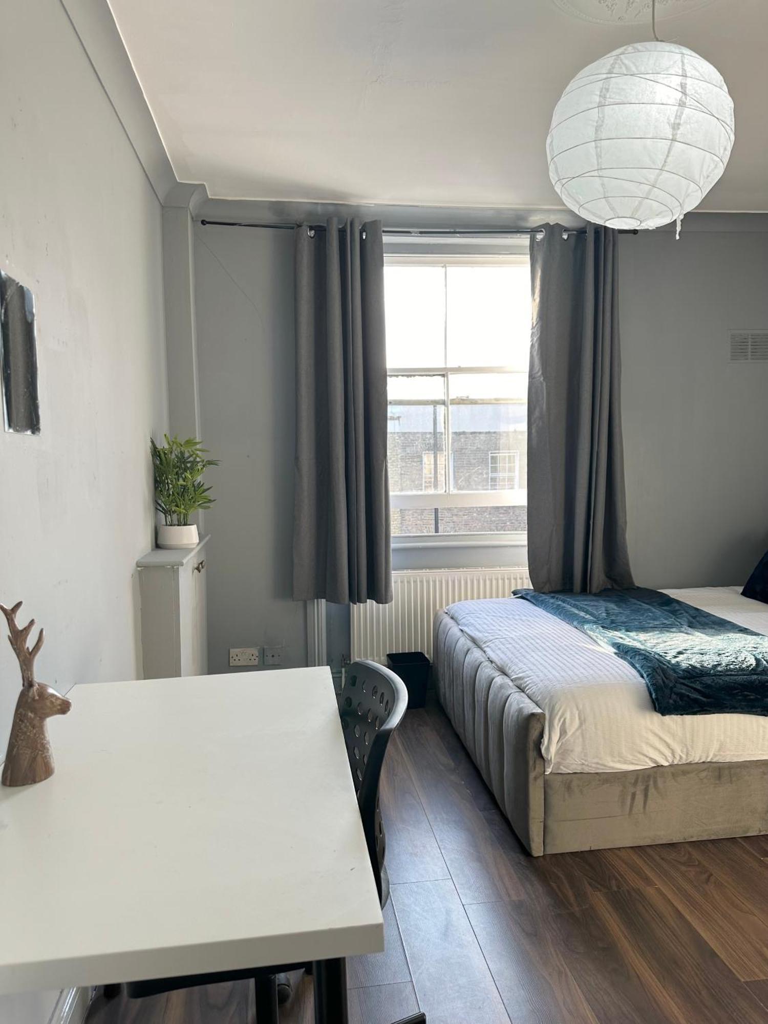 Luxury Room In A 4 Bedroom Flat! 4 Minutes Walk To Kingscross, St Pancras London Exterior photo