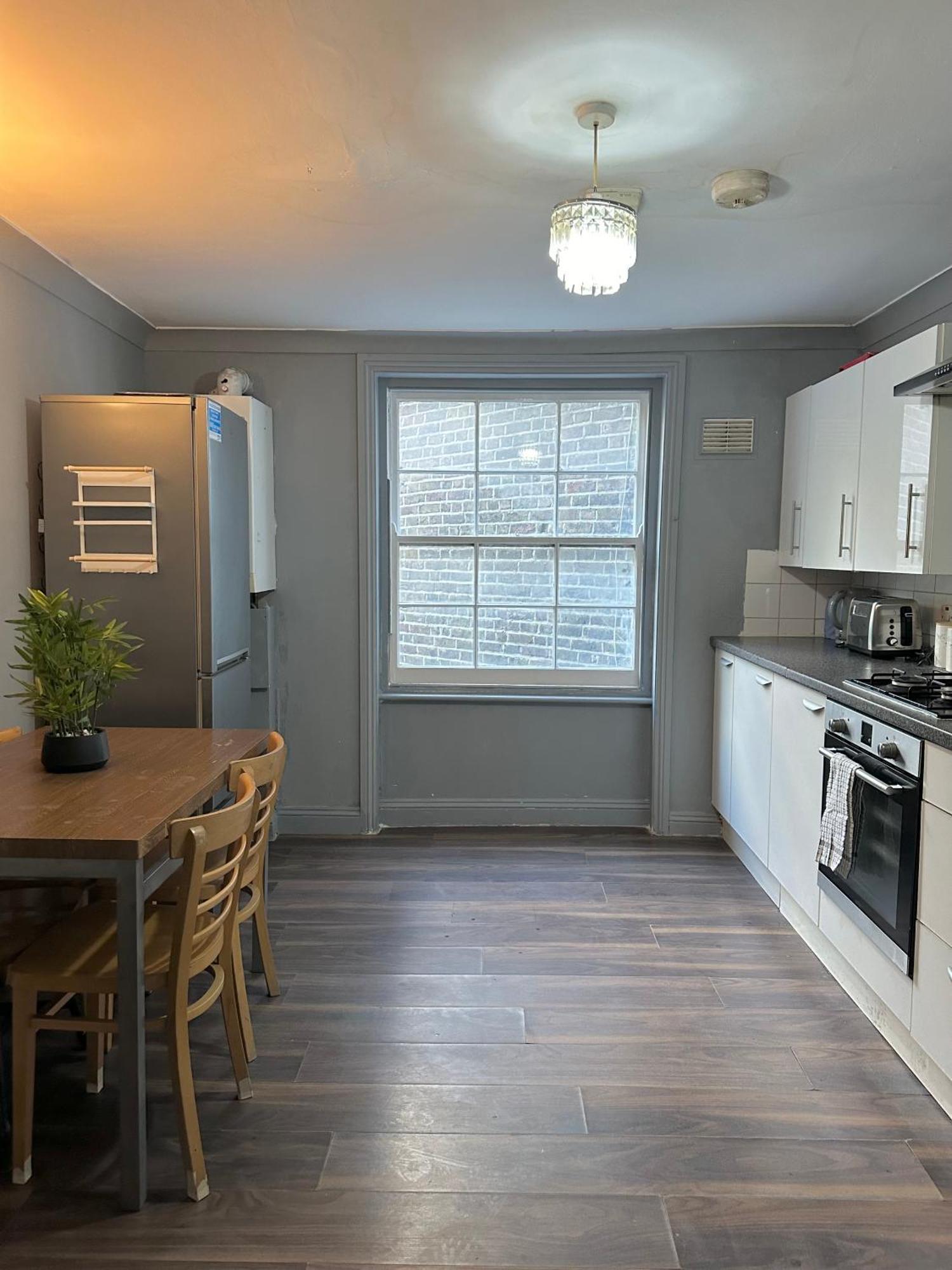 Luxury Room In A 4 Bedroom Flat! 4 Minutes Walk To Kingscross, St Pancras London Exterior photo