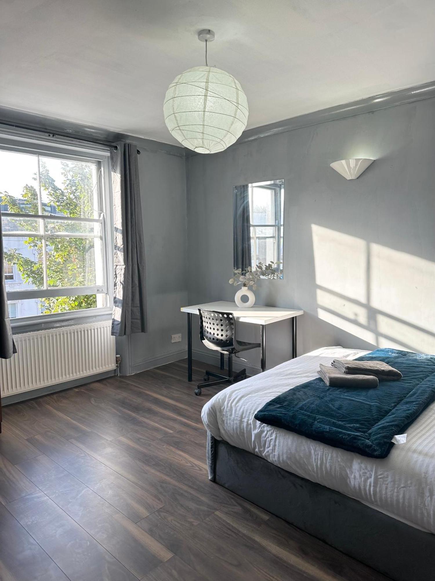 Luxury Room In A 4 Bedroom Flat! 4 Minutes Walk To Kingscross, St Pancras London Exterior photo